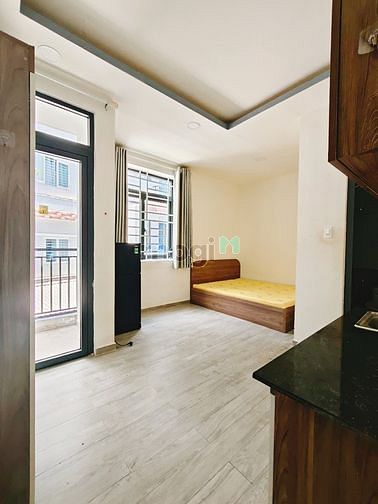 Hình ảnh 528 CMT8 - Q10 Studio ban công 30m2 full NT giá siêu tốt