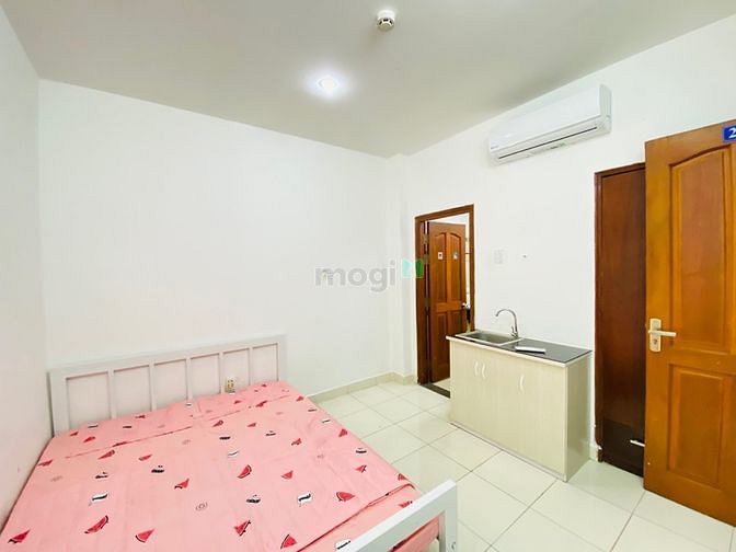 Hình ảnh Còn 1 phòng Studio full nội thất đi bộ đến Greenwich Cộng Hoà