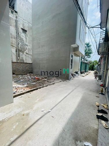 Hình ảnh 💥️Siêu Đẹp 2.1 tỷ - 34m - Cách Mặt Phố 20m Ô Tô đỗ Cửa :Tại Ngọc Thụy