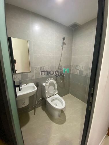 Hình ảnh Cho Thuê Căn Hộ Quận 7 Siêu Rẻ Ban Công Gần UFM, TĐT, RMIT