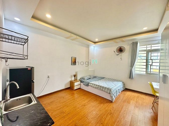 Hình ảnh Studio cửa sổ to full nội thất ngay Ngã 6 Phù Đổng Quận 1