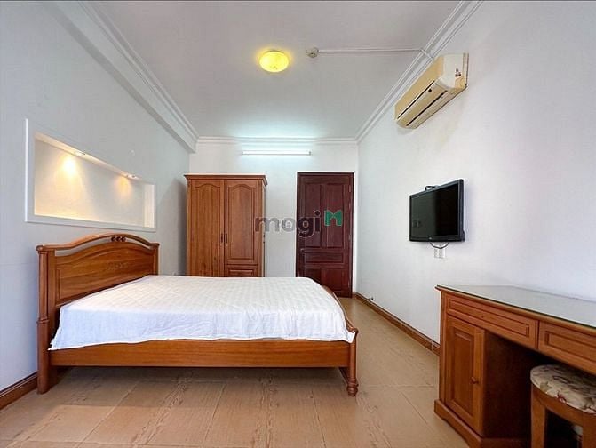 Hình ảnh Cho thuê dài hạn & ngắn hạn 2pn-1pn full nt ban công Trung tâm quận 1