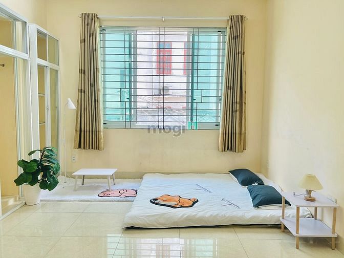 Hình ảnh Căn Studio Rộng 50m2 Full Nội Thất Ban Công- Công Viên Làng Hoa