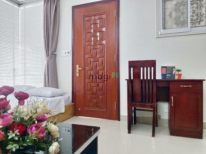 Hình ảnh Studio full nội thất - Cửa sổ lớn