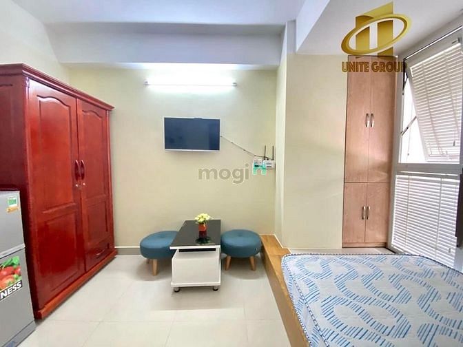 Hình ảnh Studio full nội thất - Cửa sổ lớn