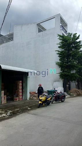 Hình ảnh Bán đất mặt tiền đường số 827 . Nguyễn duy trinh. P phú hữu.Q9