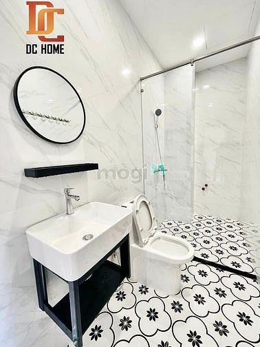 Hình ảnh 3 tháng 2 ngay Vạn Hạnh Mall Full nội thất cửa sổ ban công cực thoáng