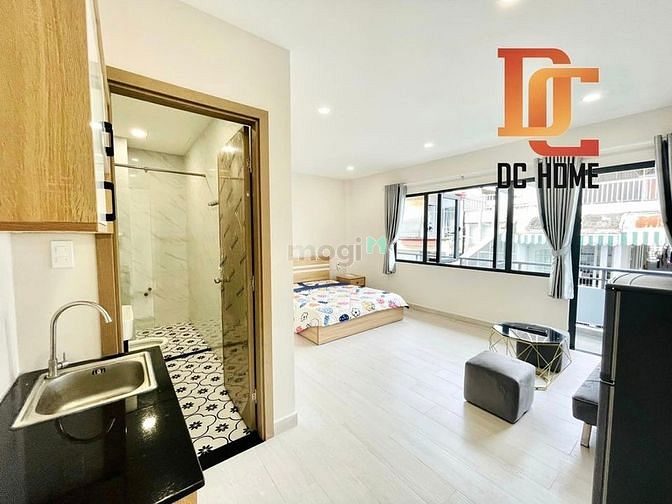 Hình ảnh 3 tháng 2 ngay Vạn Hạnh Mall Full nội thất cửa sổ ban công cực thoáng