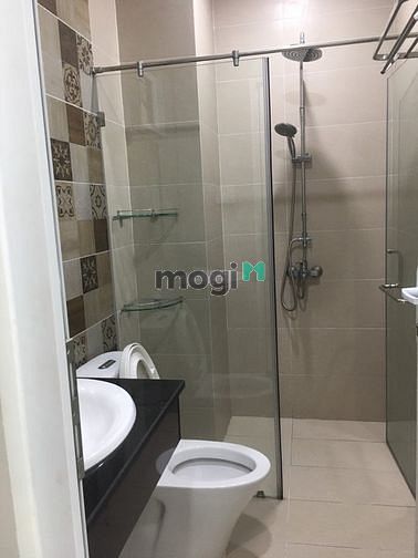Hình ảnh Trống sẵn studio giá hạt dẻ ngay trung tâm Quận 4