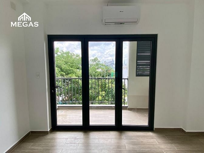 Hình ảnh CHO THUÊ CĂN HỘ bancolny full nội thất thoáng mát Y HÌNH Quận 8