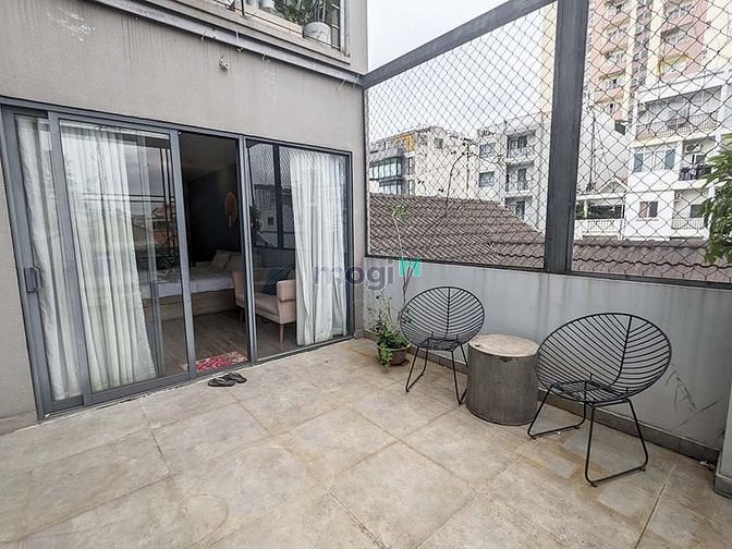 Hình ảnh Penthouse đường CMT8 Quận 10 ban công full nội thất