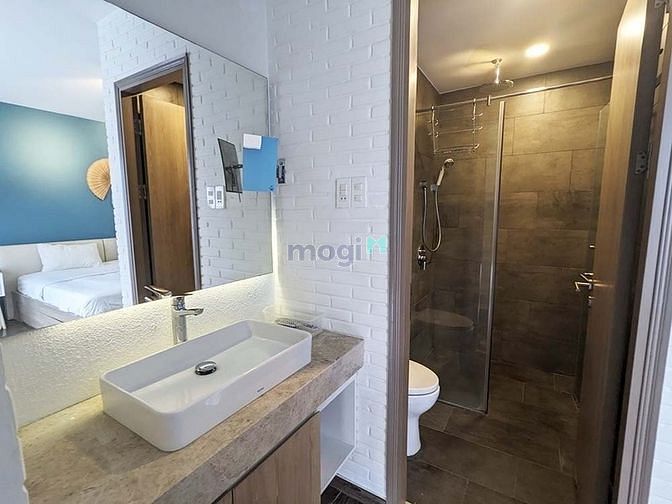 Hình ảnh Penthouse đường CMT8 Quận 10 ban công full nội thất