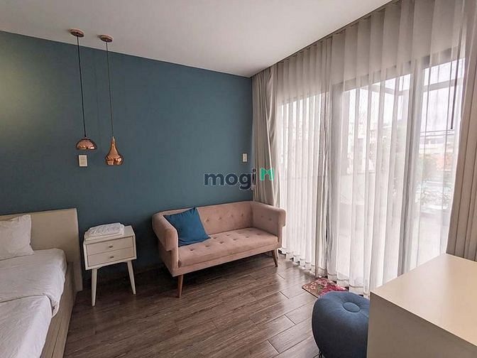 Hình ảnh Penthouse đường CMT8 Quận 10 ban công full nội thất