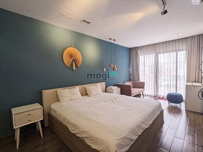 Hình ảnh Penthouse đường CMT8 Quận 10 ban công full nội thất