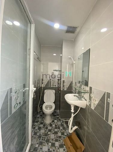Hình ảnh CHDV có ban công, nội thất cơ bản - Ở Nguyễn Quang Bích P13 Tân Bình