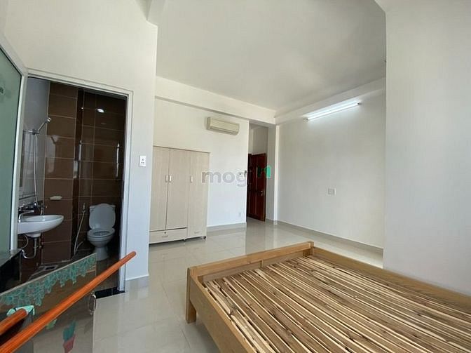 Hình ảnh CHDV có ban công, nội thất cơ bản - Ở Nguyễn Quang Bích P13 Tân Bình