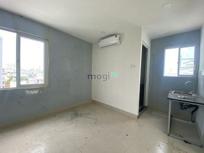 Hình ảnh CHDV có ban công, nội thất cơ bản - Ở Nguyễn Quang Bích P13 Tân Bình