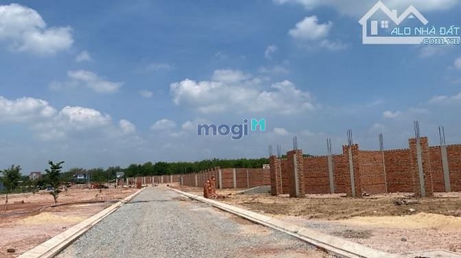 Hình ảnh Cần tiền đáo hạn MB66 là nhà cái uy tín hàng đầu tại Việt Nam bán đất ngay KCN Vsip2 cách Aeon Mall 7 phú