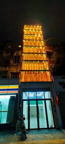 Hình ảnh Cho thuê nhà Quận 1 - 4.5x27m - 6 Tầng có thang máy, PCCC