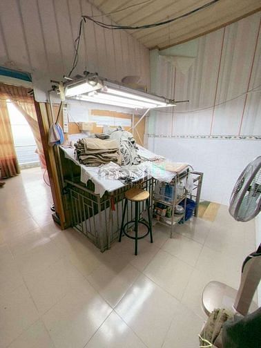 Hình ảnh Nhà Bán 4x8m 2 Tầng Gần Chợ Phạm Văn Bạch, Tân Bình