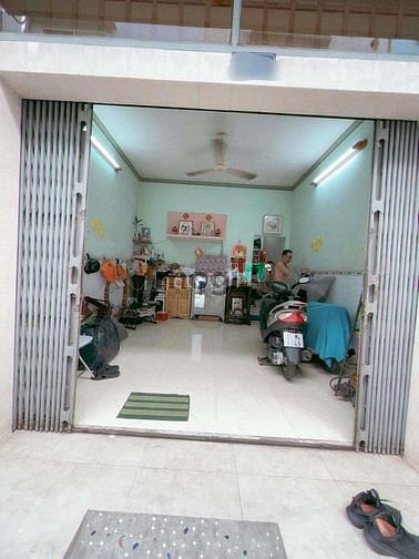 Hình ảnh Nhà Bán 4x8m 2 Tầng Gần Chợ Phạm Văn Bạch, Tân Bình