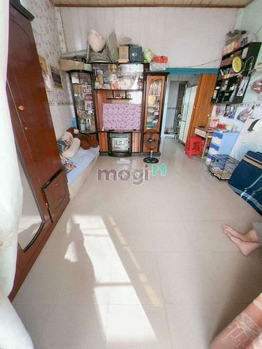 Hình ảnh Nhà Bán 4x8m 2 Tầng Gần Chợ Phạm Văn Bạch, Tân Bình