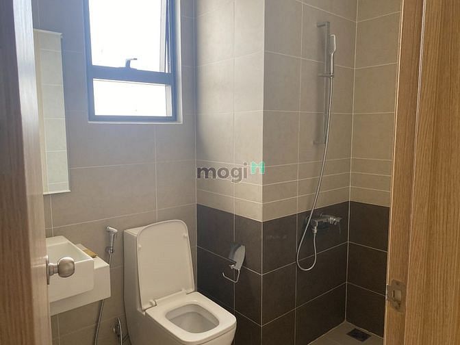 Hình ảnh Cho thuê Văn phòng trống The Sun Avenue – 51m2, NTCB chỉ 12 triệu, vào