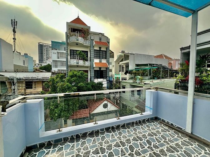 Hình ảnh Cho thuê nhà mt 3bis Lam Sơn, phường 6, Bình Thạnh