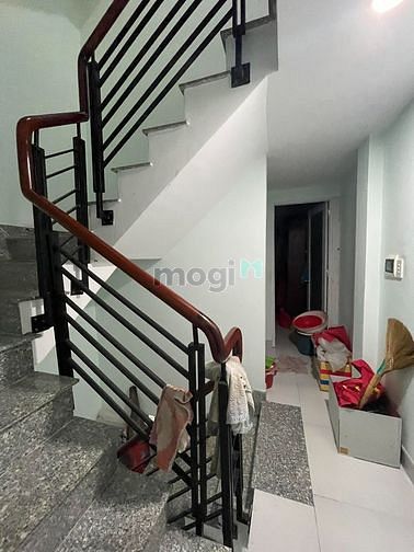Hình ảnh Tôi cần bán nhà Tân Bình 3 tầng, 3pn, 3.98tỷ