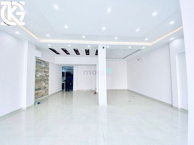 Hình ảnh Cho Thuê Nhà Mặt Tiền 909-911 Cách Mạng Tháng 8, Q.Tân Bình