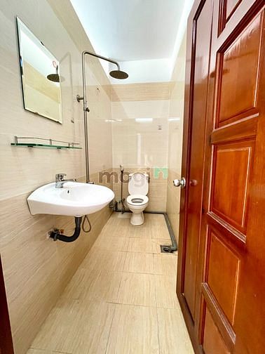 Hình ảnh Phòng ban công  full nội thất giờ giấc tự do quận 3