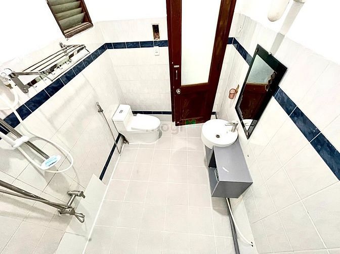Hình ảnh Studio Full Nội Thất mặt tiền 30m2, Gần CV Lê Văn Tám, Nhà Thờ Đức Bà,
