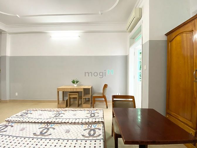 Hình ảnh Studio Full nội thất có ban công ánh sáng tự nhiên