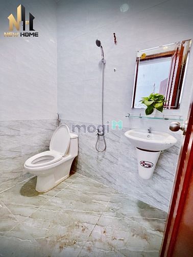 Hình ảnh Siêu Phẩm Full Nội Thất Tách Bếp - Hầm Xe - Thang Máy ETown Cộng Hoà