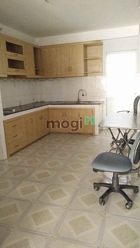 Hình ảnh Thuê nhà nguyên căn CMT8 P5 Tân Bình