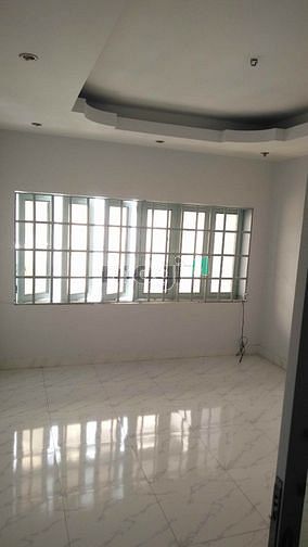 Hình ảnh Thuê nhà nguyên căn CMT8 P5 Tân Bình
