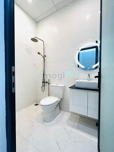 Hình ảnh CHDV studio Máy Giặt Riêng tone vàng siêu xinh Ngay Q7