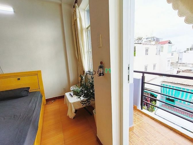 Hình ảnh Quận 4 Trang Chủ MB66.COM / Đăng Ký Tặng 66K Studio ban công đủ nội thất ngay cầu Nguyễn Văn Cừ