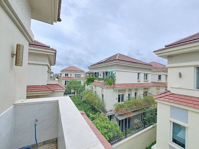 Hình ảnh Cho thuê biệt thự SAROMA - SALA- full nội thất cao cấp - 150 triệu