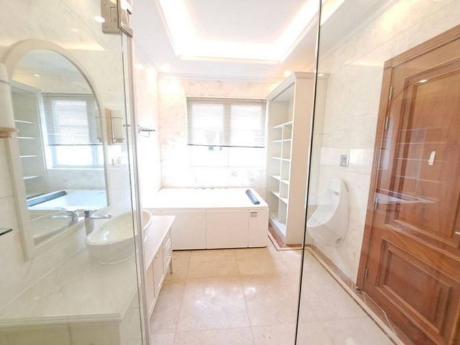 Hình ảnh Cho thuê biệt thự SAROMA - SALA- full nội thất cao cấp - 150 triệu