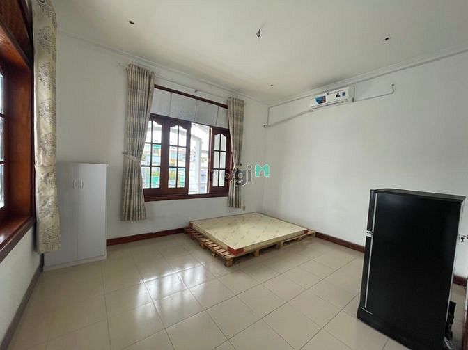 Hình ảnh Studio Ban Công Ngay Sát Cầu Nguyễn Văn Cừ - HF