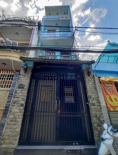 Hình ảnh Bán nhà đẹp đường An Bình quận 5