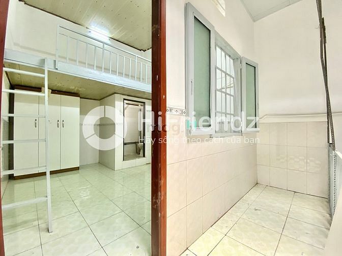 Hình ảnh ✨✨Phòng Duplex Ko Nội Thất, có sẵn Máy Lạnh, Cửa Sổ Thoáng Mát✨✨