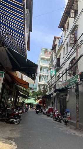 Hình ảnh P13 Tân Bình - Khu Phân Lô – HXH – 40m2 – 3PN – Chỉ 4 Tỷ TL