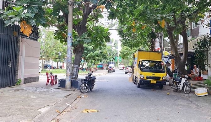 Hình ảnh Cho thuê NHÀ PHỐ P5 Q8 [ 𝟔𝐱𝟐𝟑𝐦] [4PN_5WC] Thương LƯợng