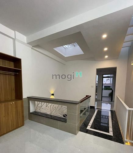 Hình ảnh Cho thuê nhà mới hẻm ô tô 78F8 Cộng Hòa, đối diện Vincom