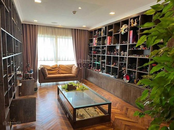 Hình ảnh Penthouse Happy Valley view sân golf, quận 1. Diện tích: 239m2. 4PN,
