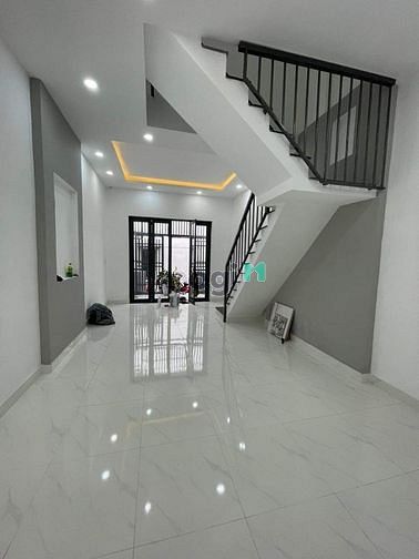 Hình ảnh Bán nhà 2 Tầng 50m2 Phạm Văn Bạch P15 Tân Bình