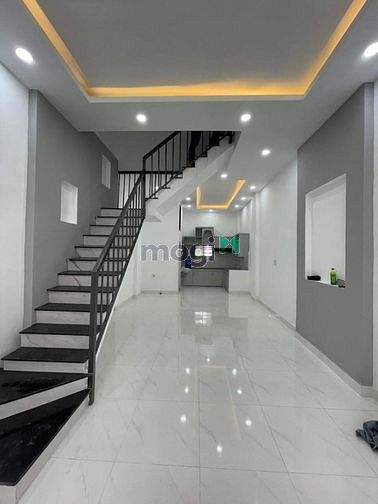 Hình ảnh Bán nhà 2 Tầng 50m2 Phạm Văn Bạch P15 Tân Bình