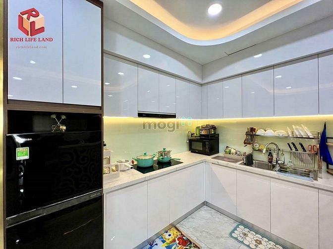 Hình ảnh Hot!! Nhà đẹp VIEW HỒ BƠI-LANDMARK81, full nội thất 2PN 2WC chỉ